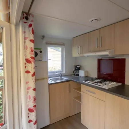 4 Etoiles - Piscine - Eebe0d Kamp alanı *