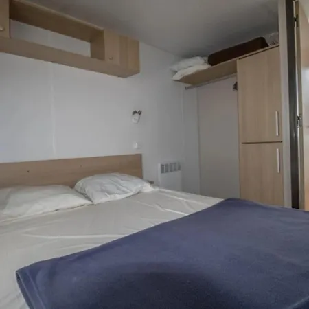 4 Etoiles - Piscine - Eebe0d Kamp alanı Saint-Michel-Escalus