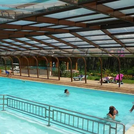 Zecamping 4 Etoiles Anime Chiens Acceptes Familial Piscine Couverte 4*