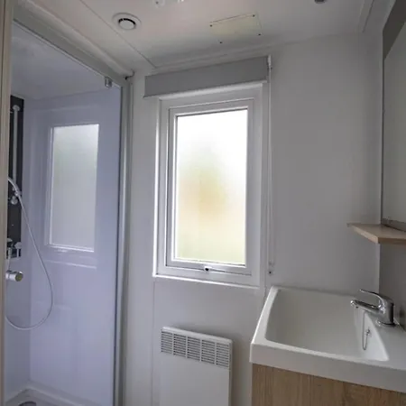 Zecamping 4 Etoiles Anime Chiens Acceptes Familial Piscine Couverte 4* Saint-Michel-Escalus