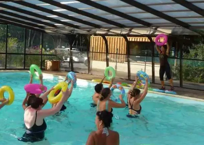 4 Etoiles - Piscine - Eebe0d Kamp alanı *