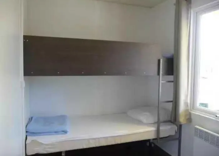 4 Etoiles - Piscine - Eebe0d Kamp alanı